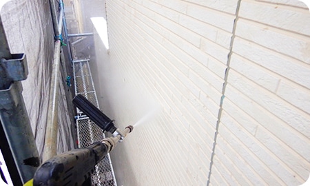 外壁洗浄はなぜ必要なの？